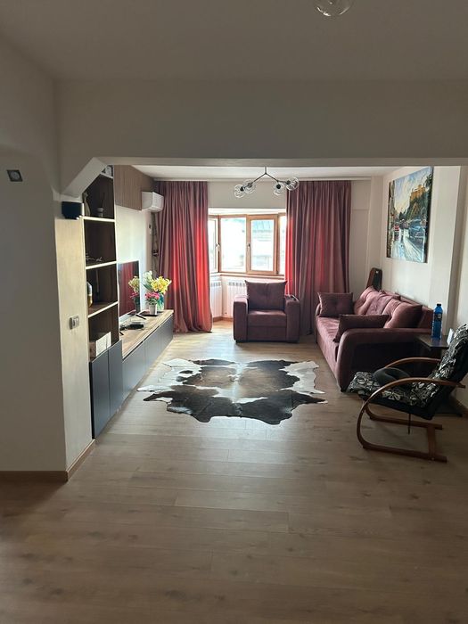Vând apartament în Sulina