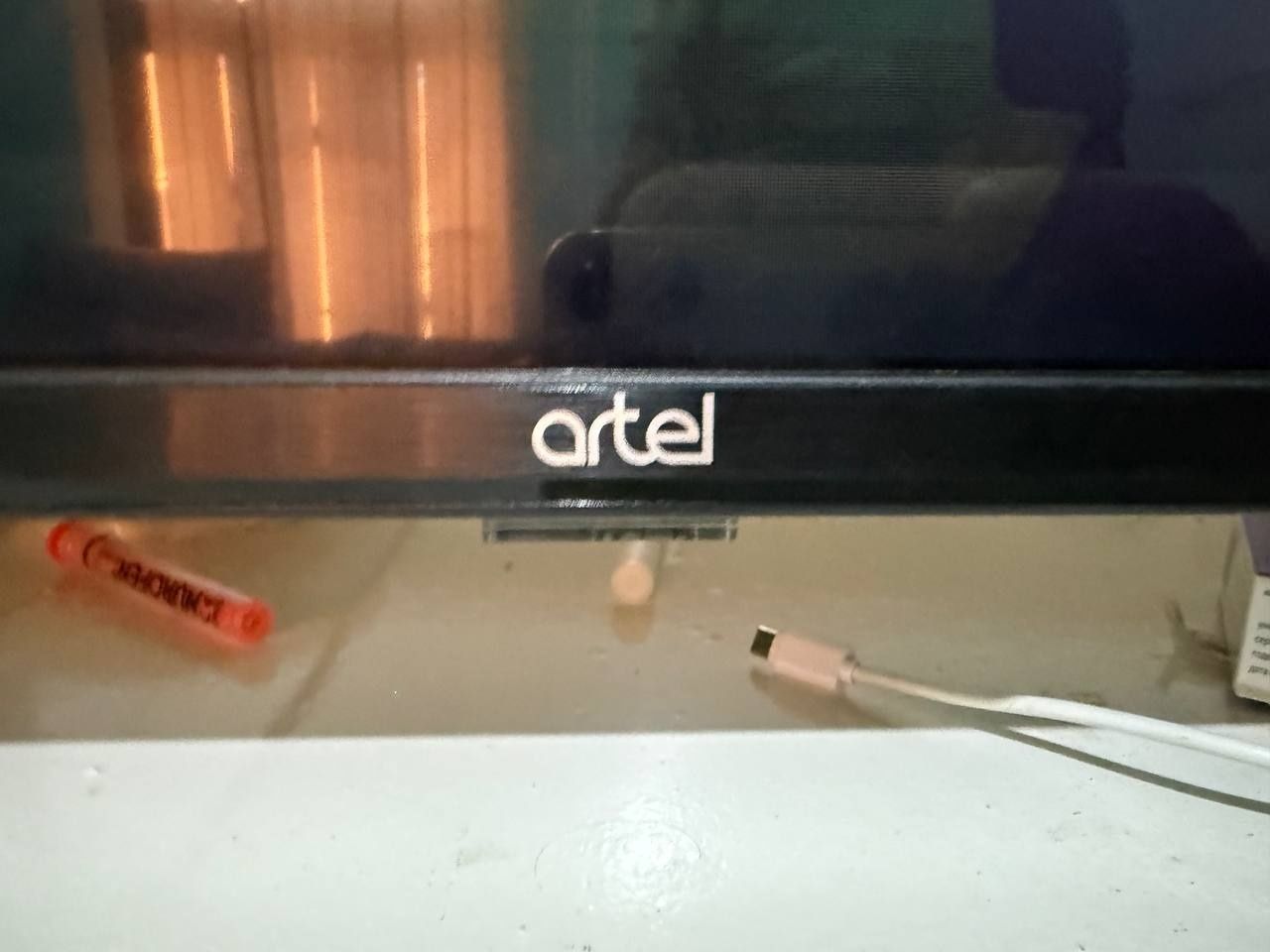 Artel          43