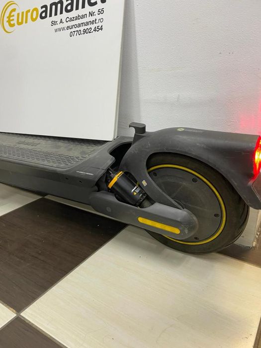 Trotineta electrica NINEBOT KickScooter Max G2, 10 inch, negru -I-