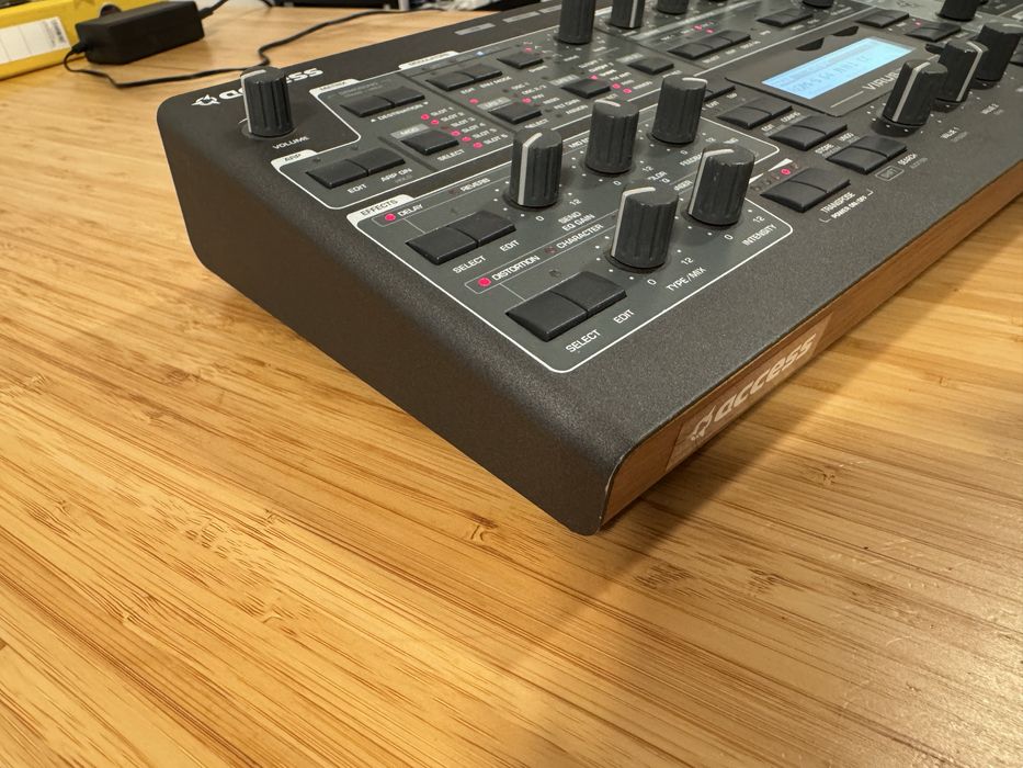Sintetizator / Synth / modul sunet Access Virus TI2 desktop