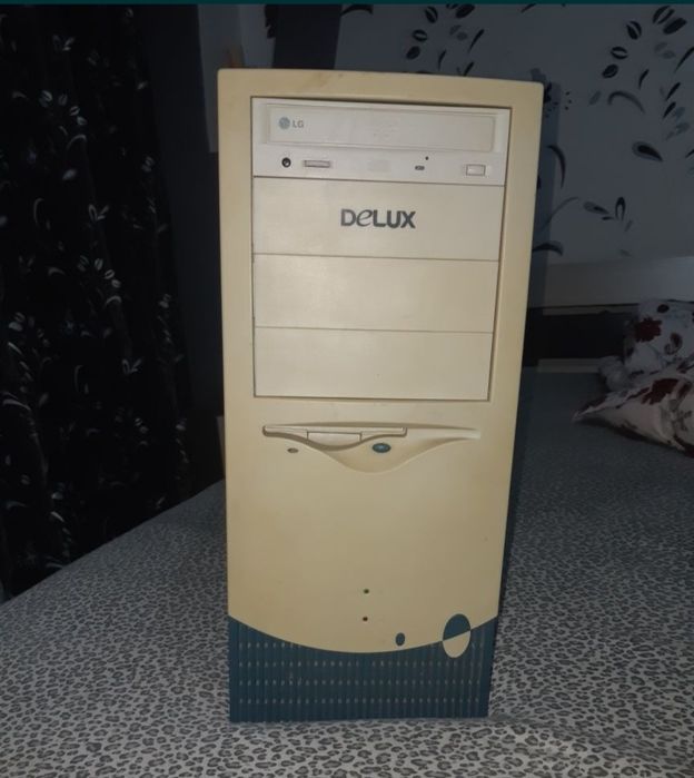 Calculator si piese calculator