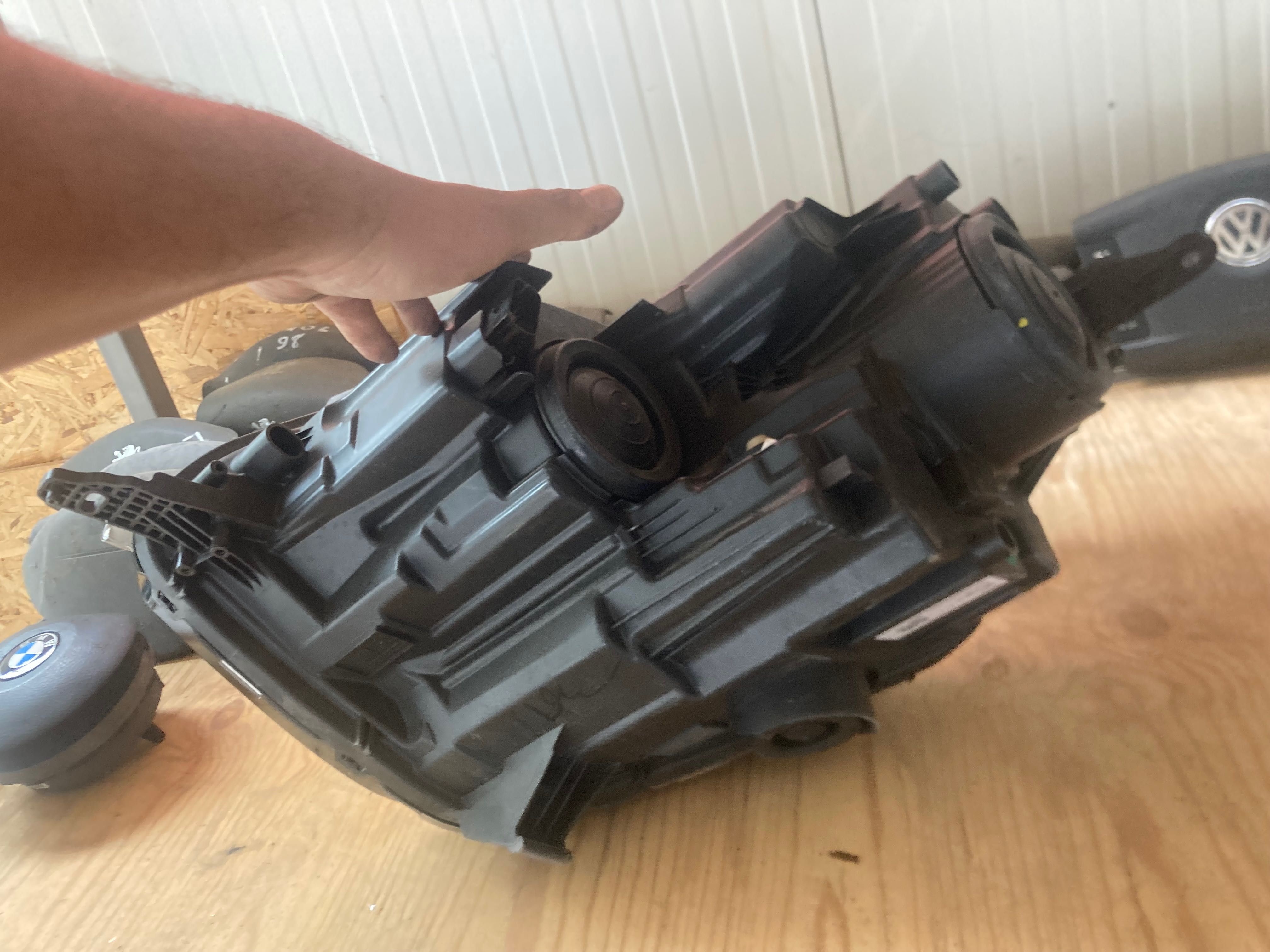 Десен фар Ford Ecosport 22-24.