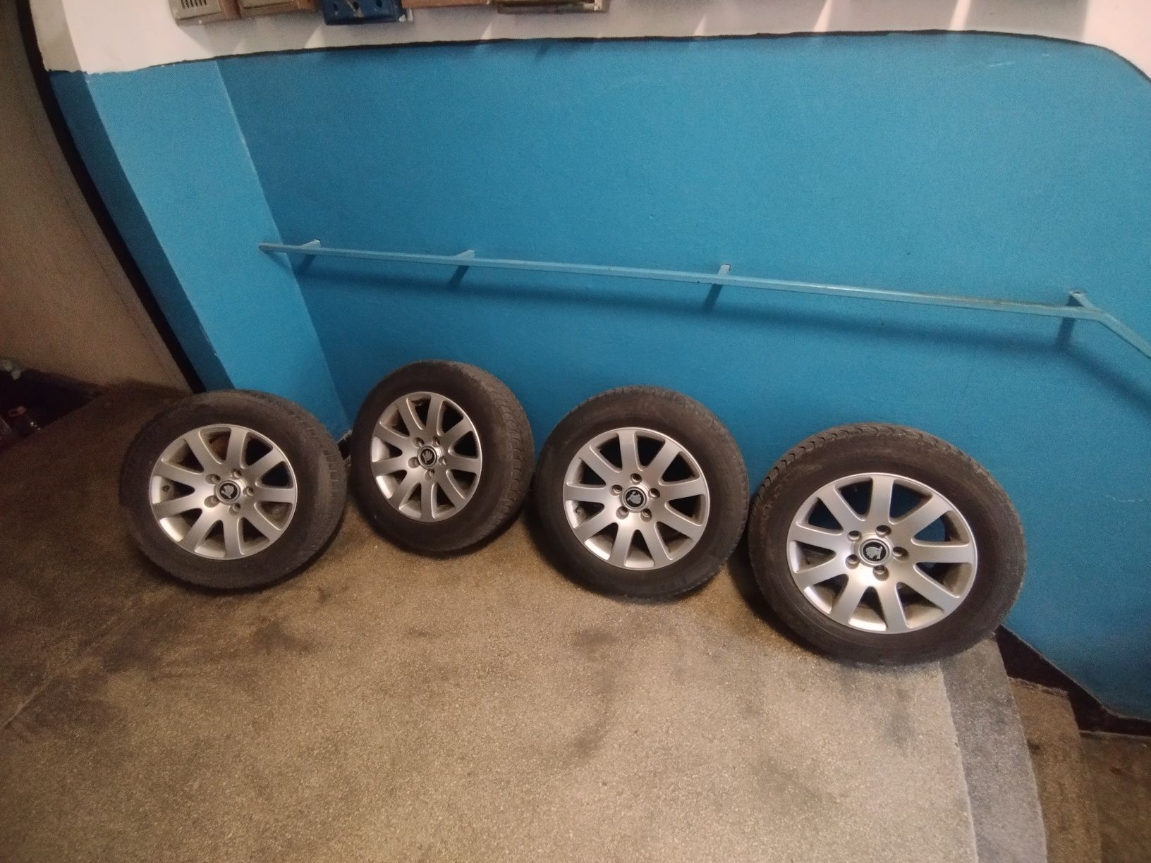 Jante volkswagen 5x112/15 cu anvelope de iarnă 195/65/15