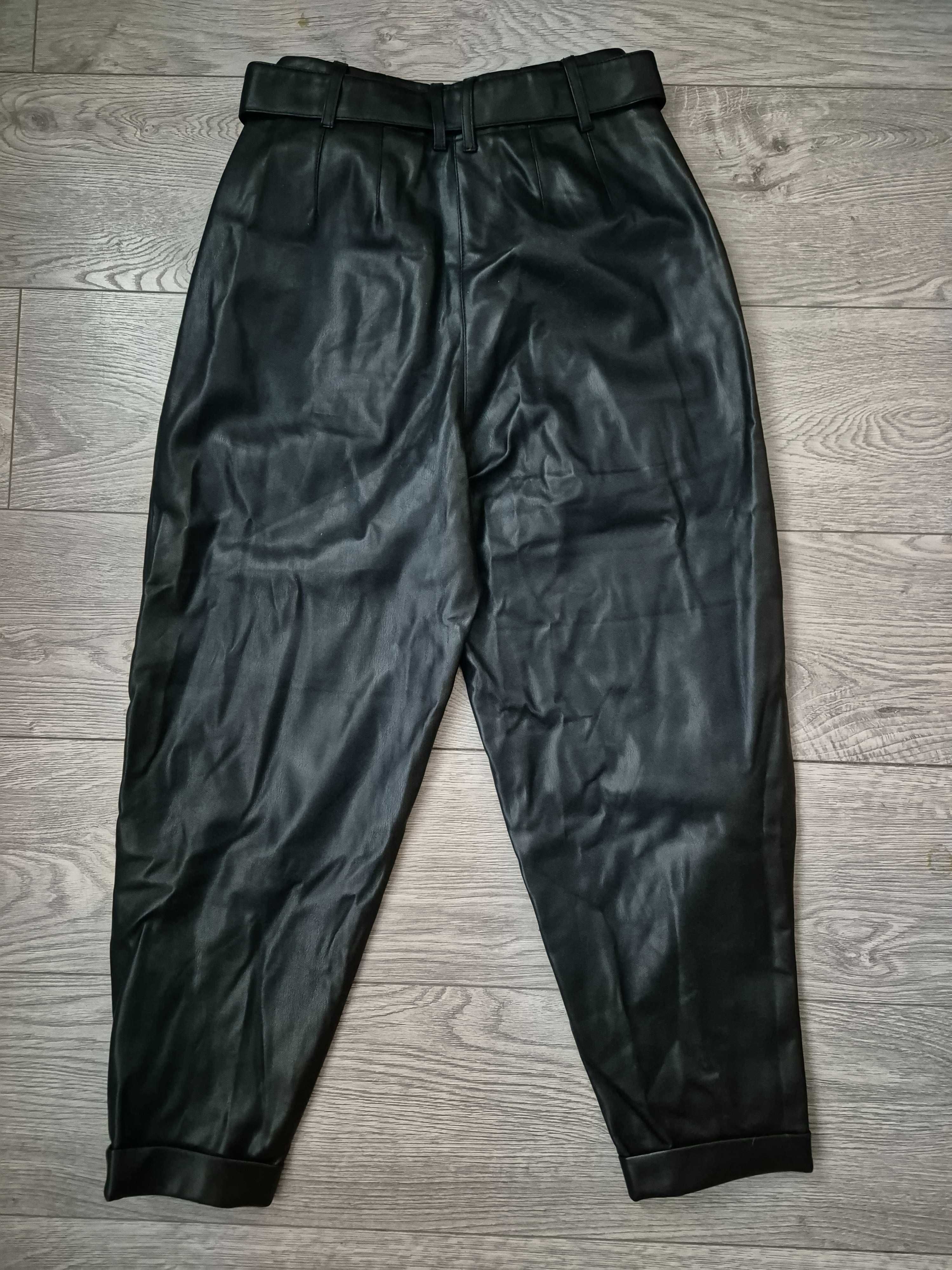 Кожен панталон / Bershka