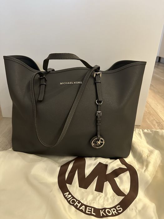 Чанта естествена кожа Michael Kors оригинална