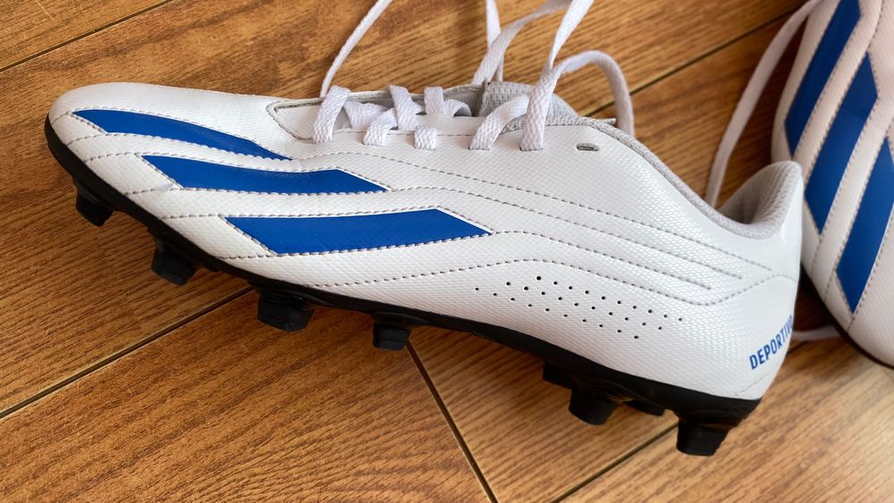 Ghete pentru fotbal Adidas Deportivo ll FxG