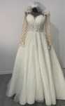 Vand / inchiriez Rochie de mireasă reglabilă pe corset + voal cadou