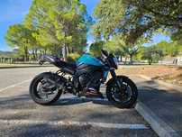 Yamaha FZ-1 N Yamaha FZ1 doar pentru cunoscatori