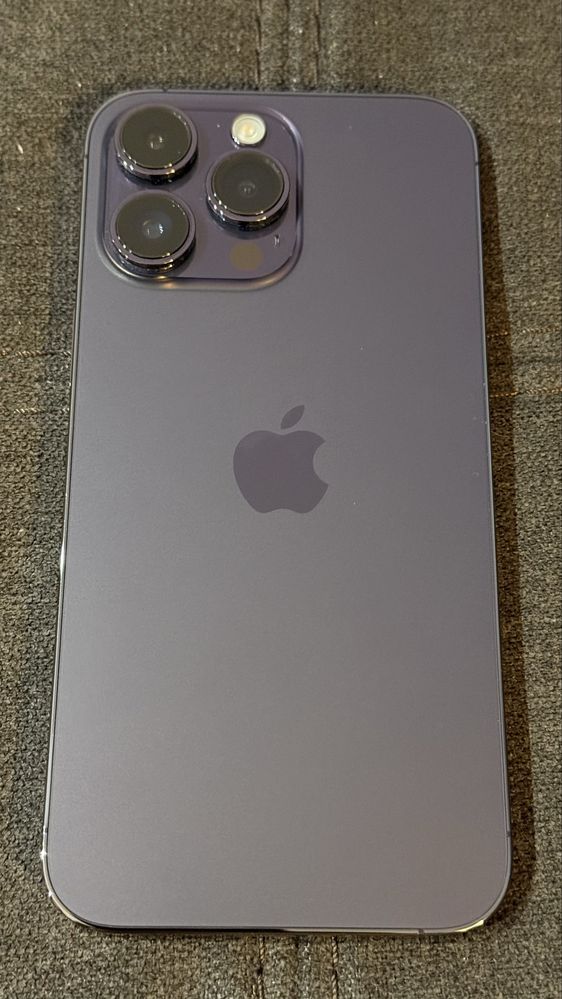 Продавам Iphone 14 Pro Max Deep Purple