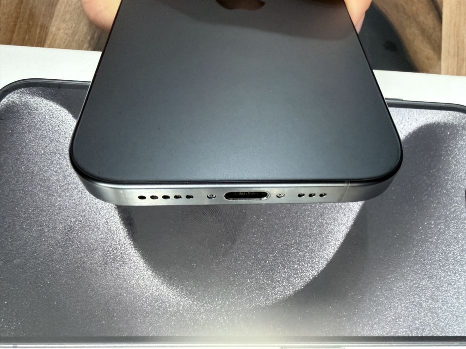 18м Гаранция Йетел! Iphone 15 pro 128gb Black Titanium