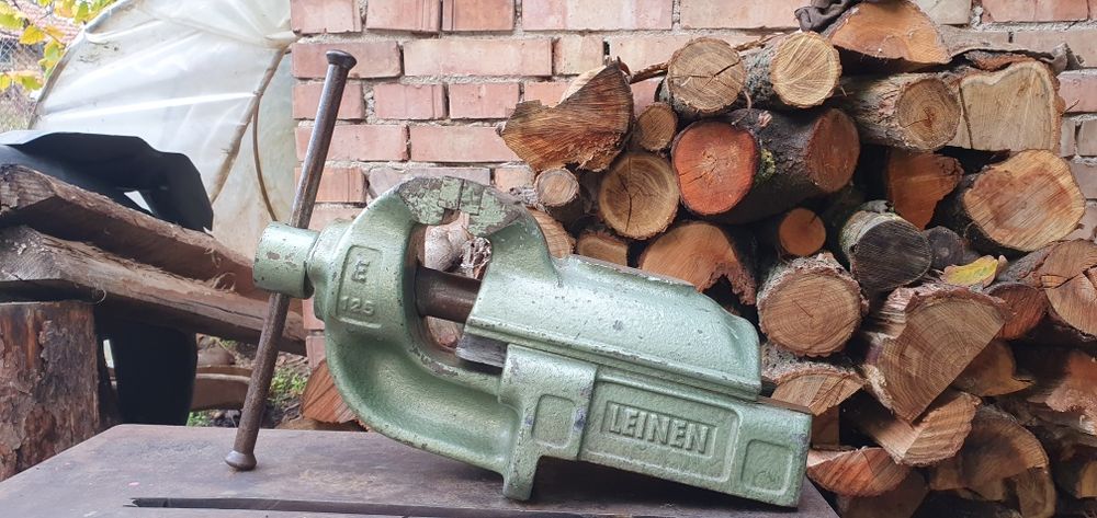 Менгеме LEINEN E 125 произведено в    Швейцария