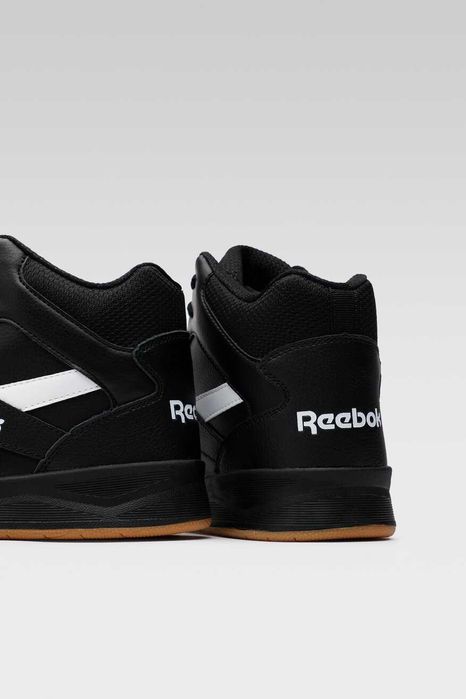 vand Reebok barbati nr 45