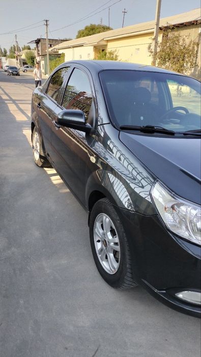 Нексия 3 сотилади