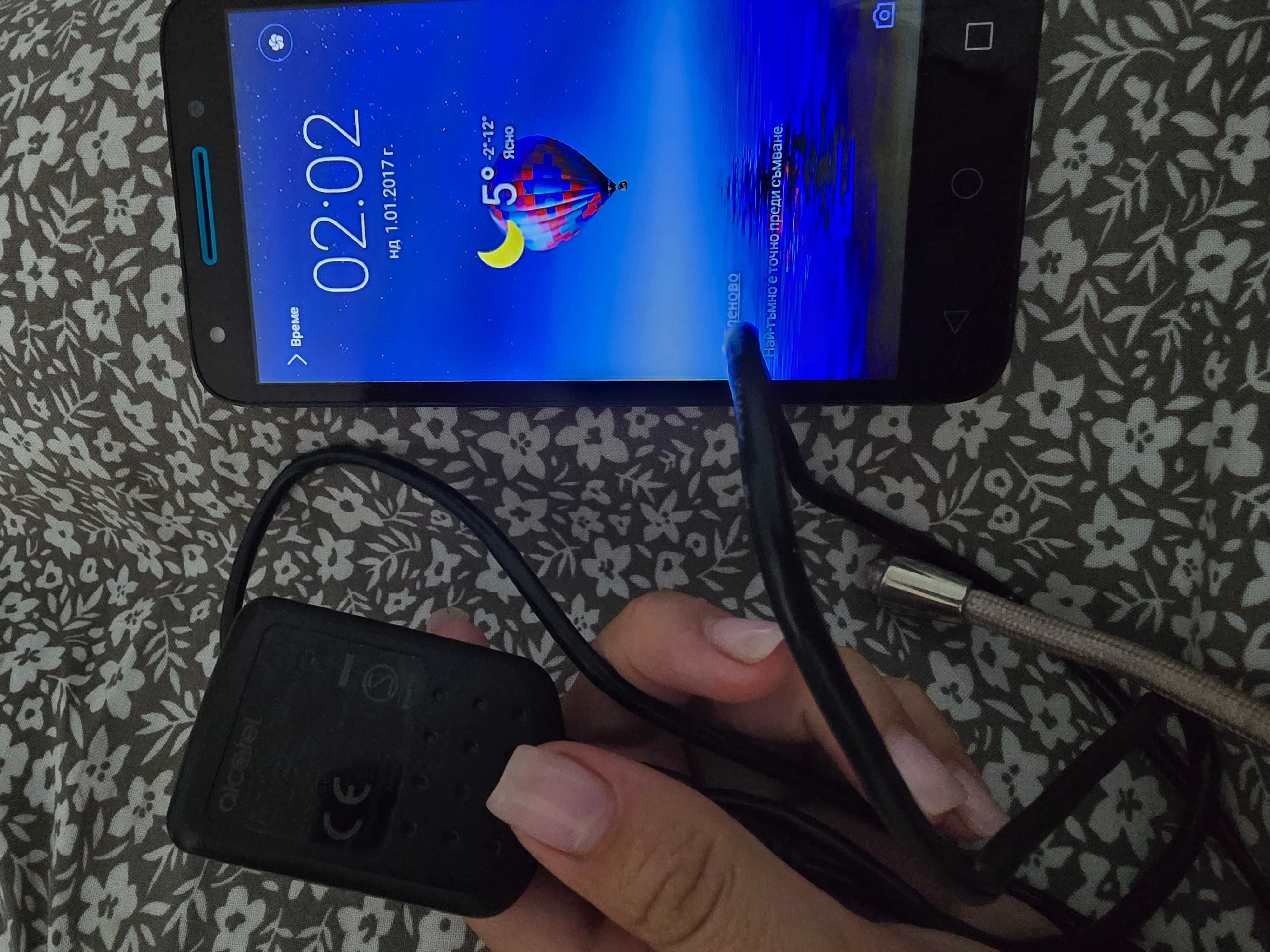 Два телефона Alcatel