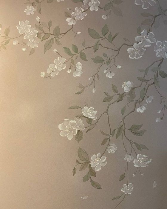 Художники  роспис стену