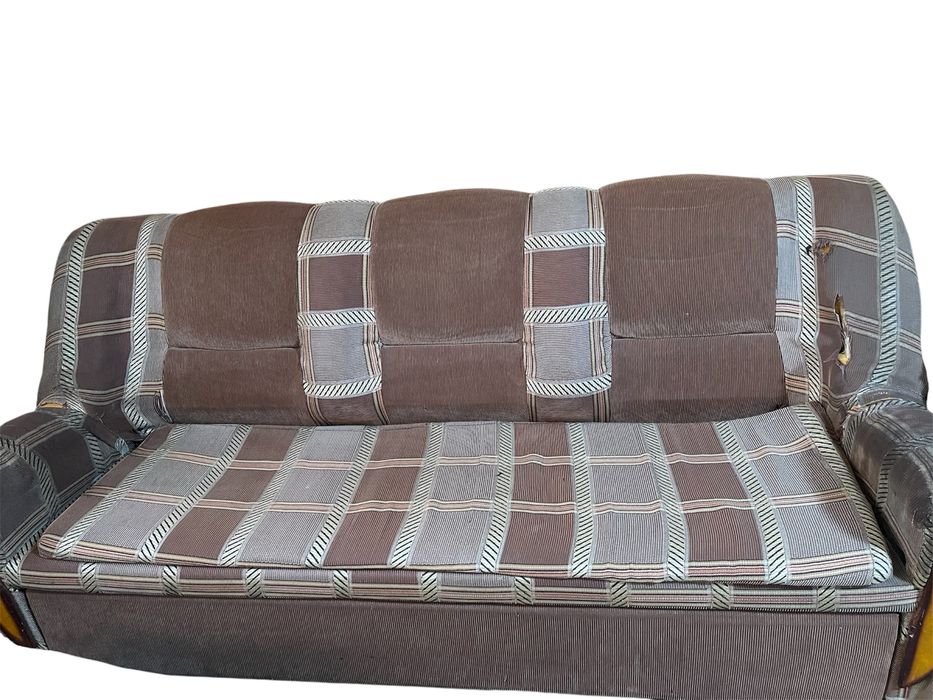 Два дивана четыре кресла