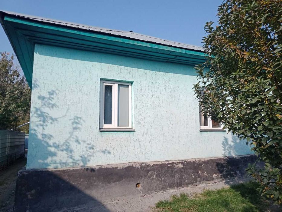 Продам дом в центре Кызылкайрат