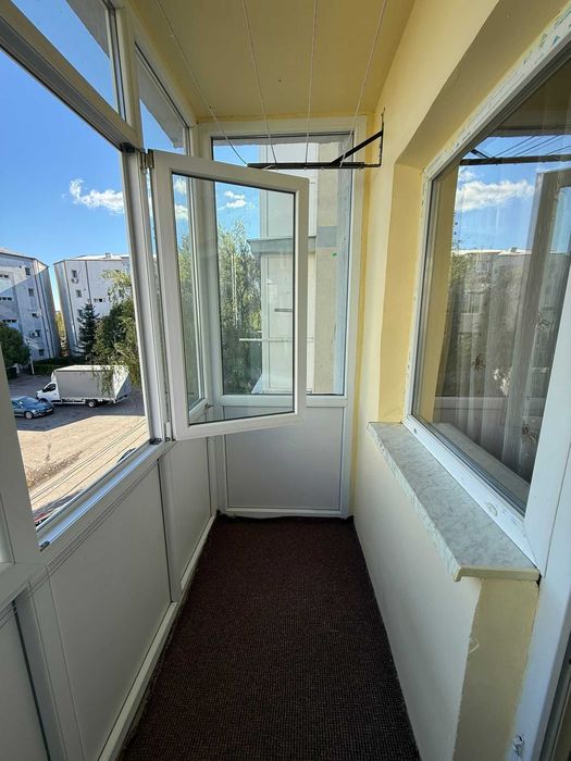 Inchiriez garsoniera con 1