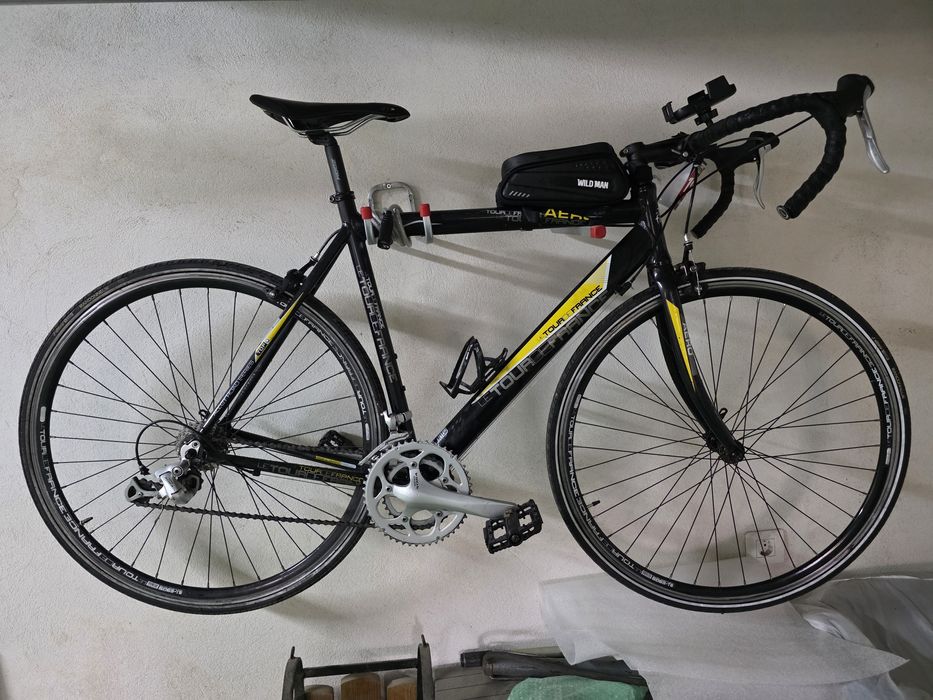 Bicicleta de sosea cycle union by tour de France