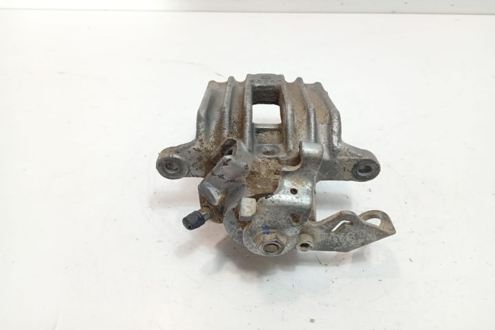 Etrier  dreapta spate Volkswagen VW Golf a 4-a generatie