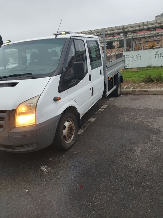 Vând Ford transit