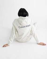 Продам толстовку Calvin Klein