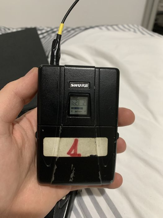 Vând receiver wireless Shure UHF cu 2 canale