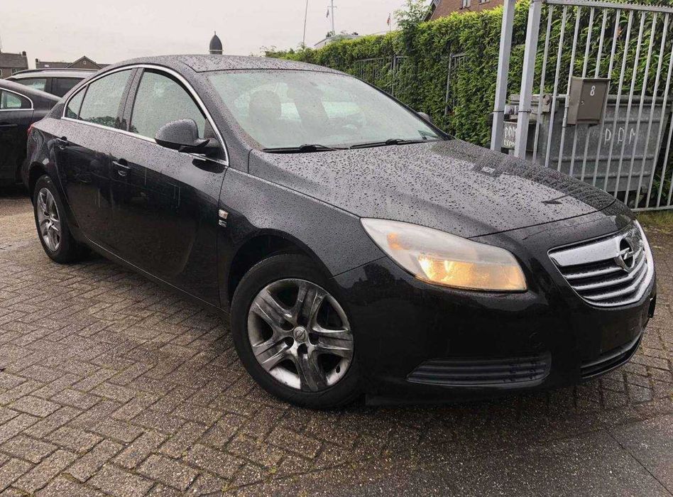 Opel Insignia на части 3 броя
