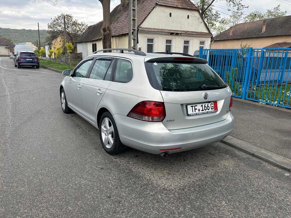 Vw golf 6 1,6 diesel automat 2010