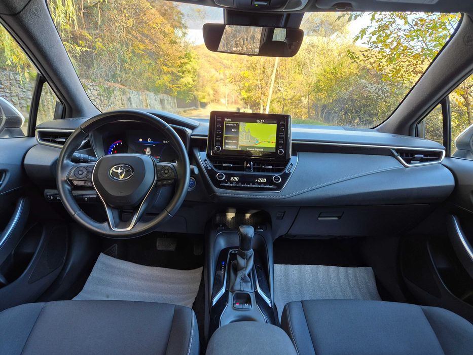 Toyota Corrola Hybrid -05.2021