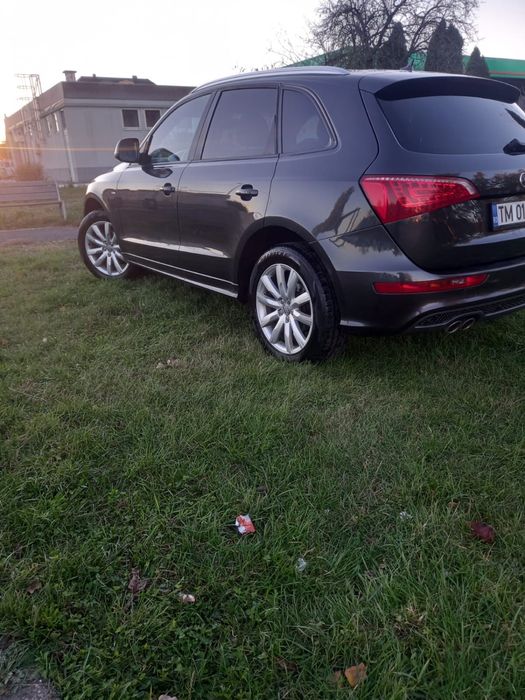 Vând Audi Q5 S Line