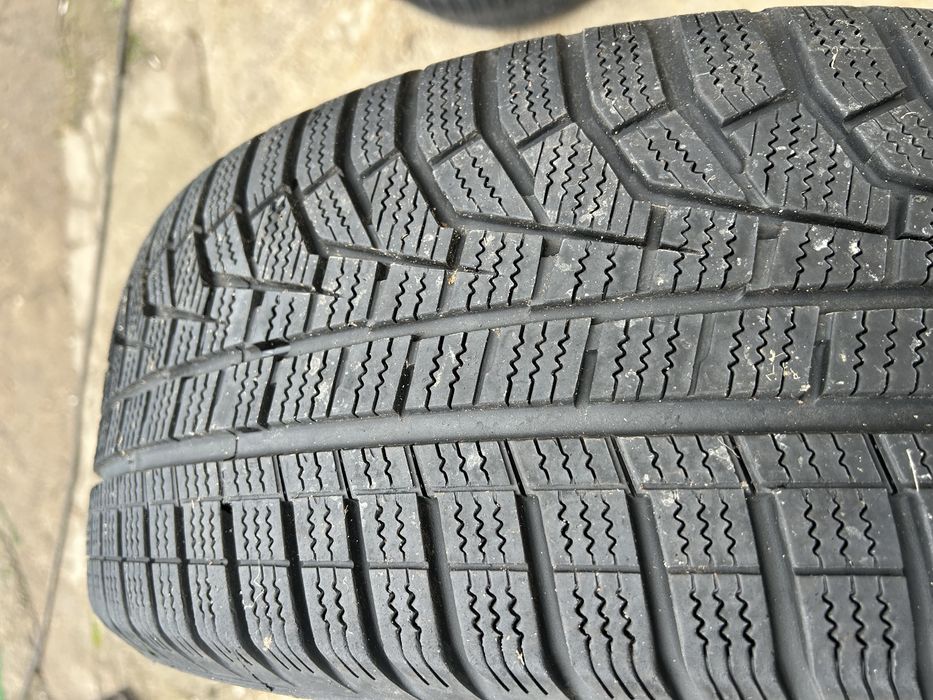 4 зимни гуми 215 60 16