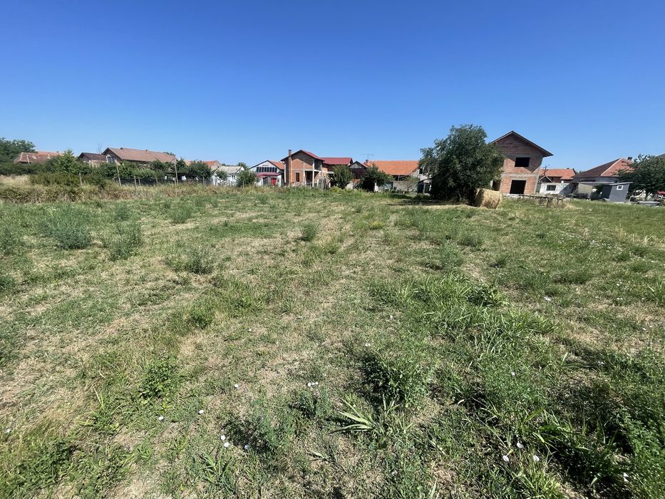 Vand Casa incendiata cu tot cu teren la Costeiu Judetul Timiș