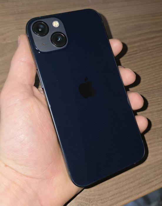 iPhone 13 – Albastru (Blue / Mid Blue)