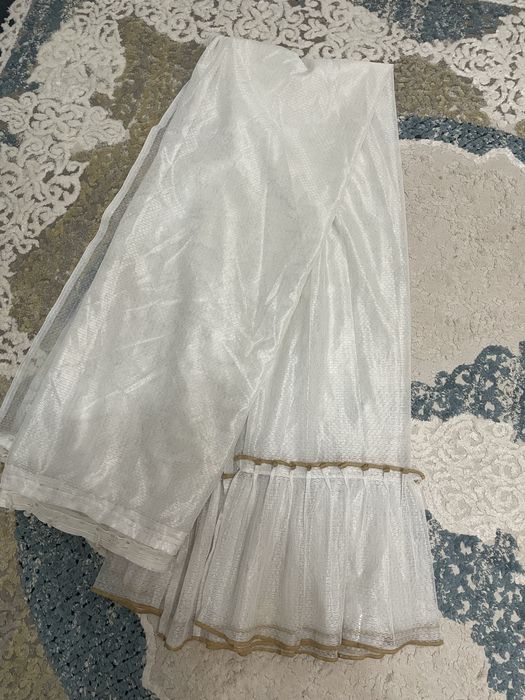 Шторы (у меня на кухне стоял)