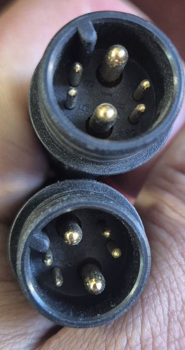 Incarcatoare trotinete/biciclete electrice Li-ion 42v 4Ah