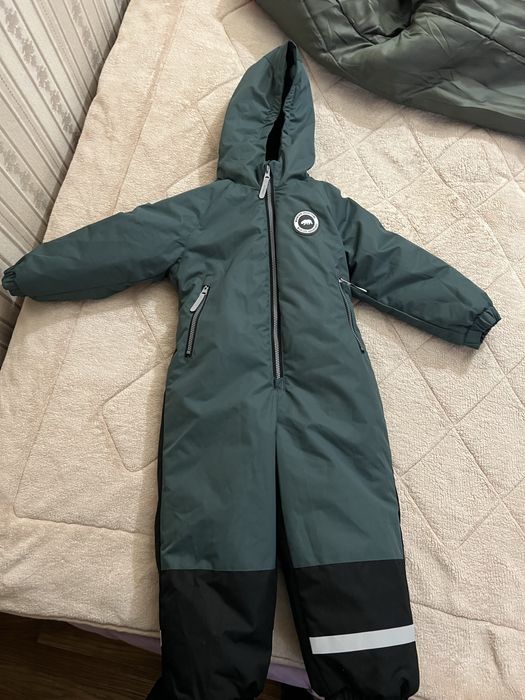 Продам комбинезон зимний