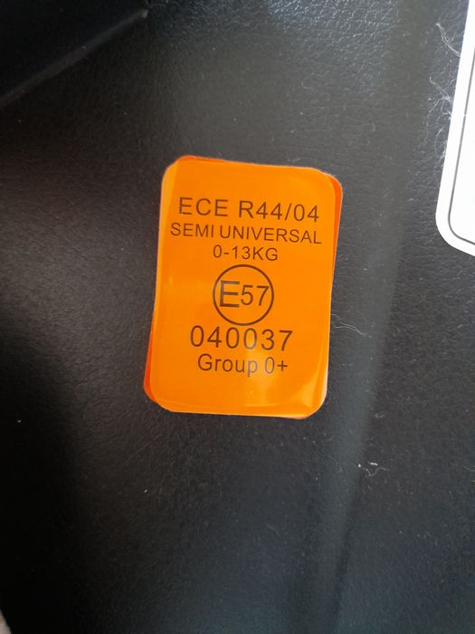 Бебешка кошница CHIPOLINO