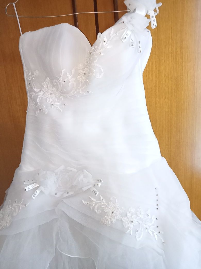Rochie de mireasa