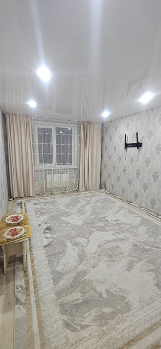Продам квартиру.Полторка .2 этаж..из 5 .солнечная сторона