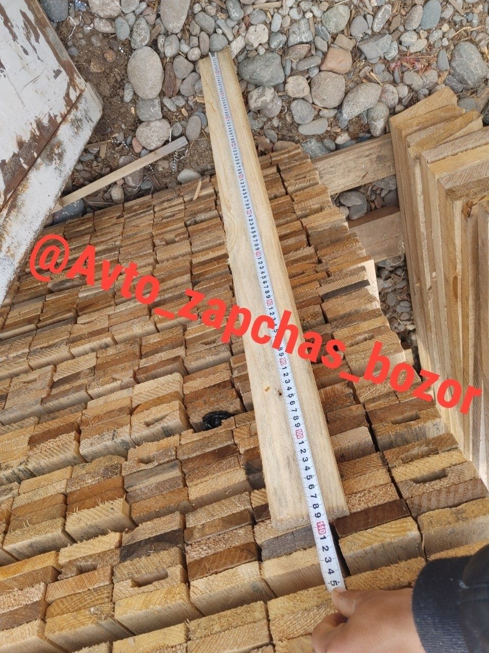 Taxta xarxil razmerl bor polka va stelaj va boshqa narsalar yasash uch
