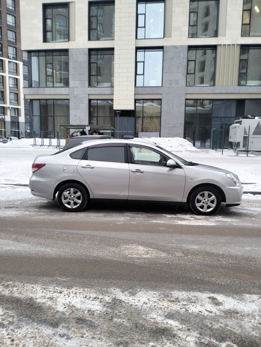 Продам машину nissan almera