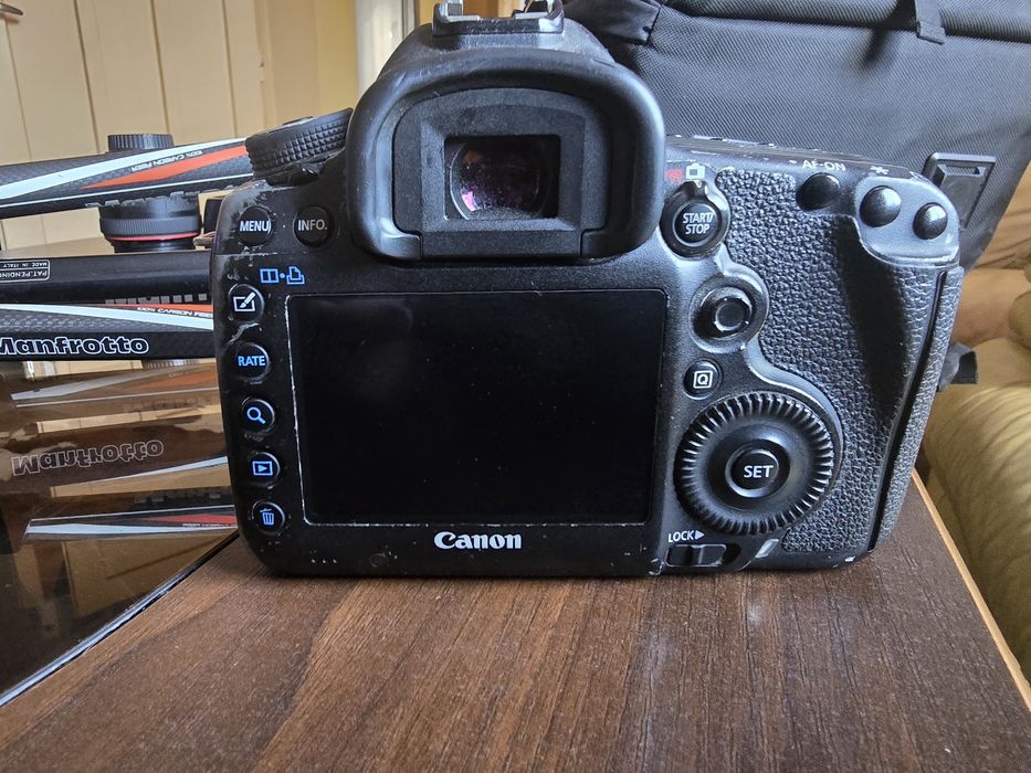 Canon 5D mark 3, Canon EF 85mm f/1.2L II USM, Manfrotto,Tamrac