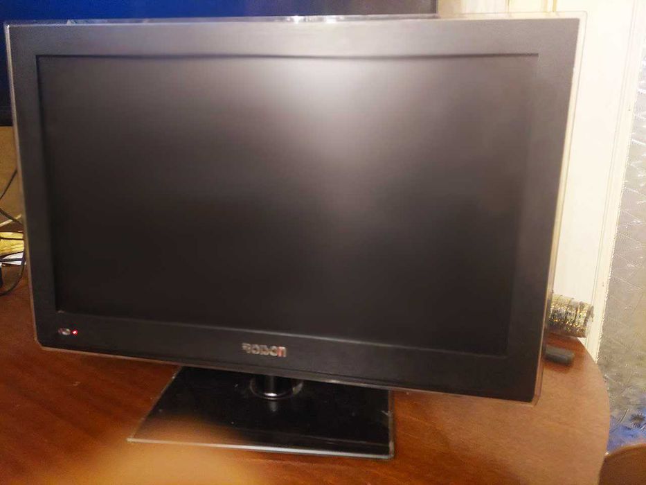 Продам небольшой телевизор Royson 47 см