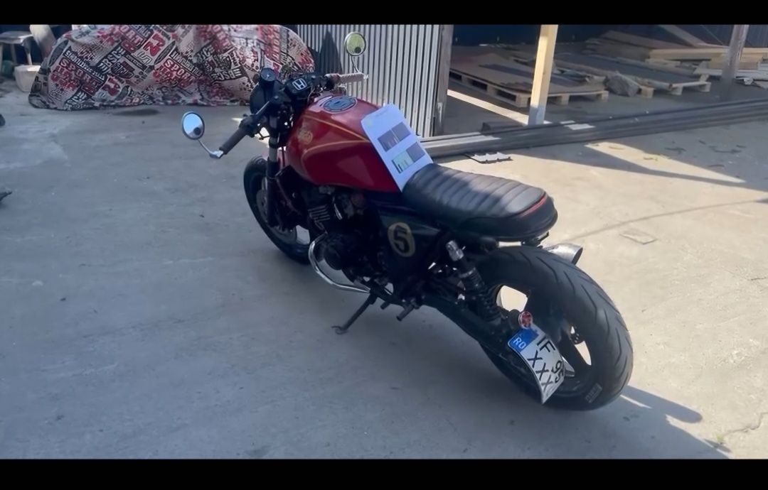 Honda cb400 superfor1994 cafe race.schimb cu honda hornet cu abs