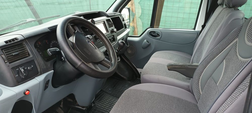 Basculanta 3500 kg axa dubla permis cat B