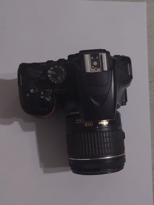 Nikon D3500 с обективом