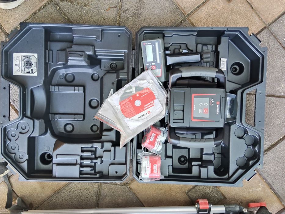 Laser WURT LR  2-14  cu trepied și stahie că și noi