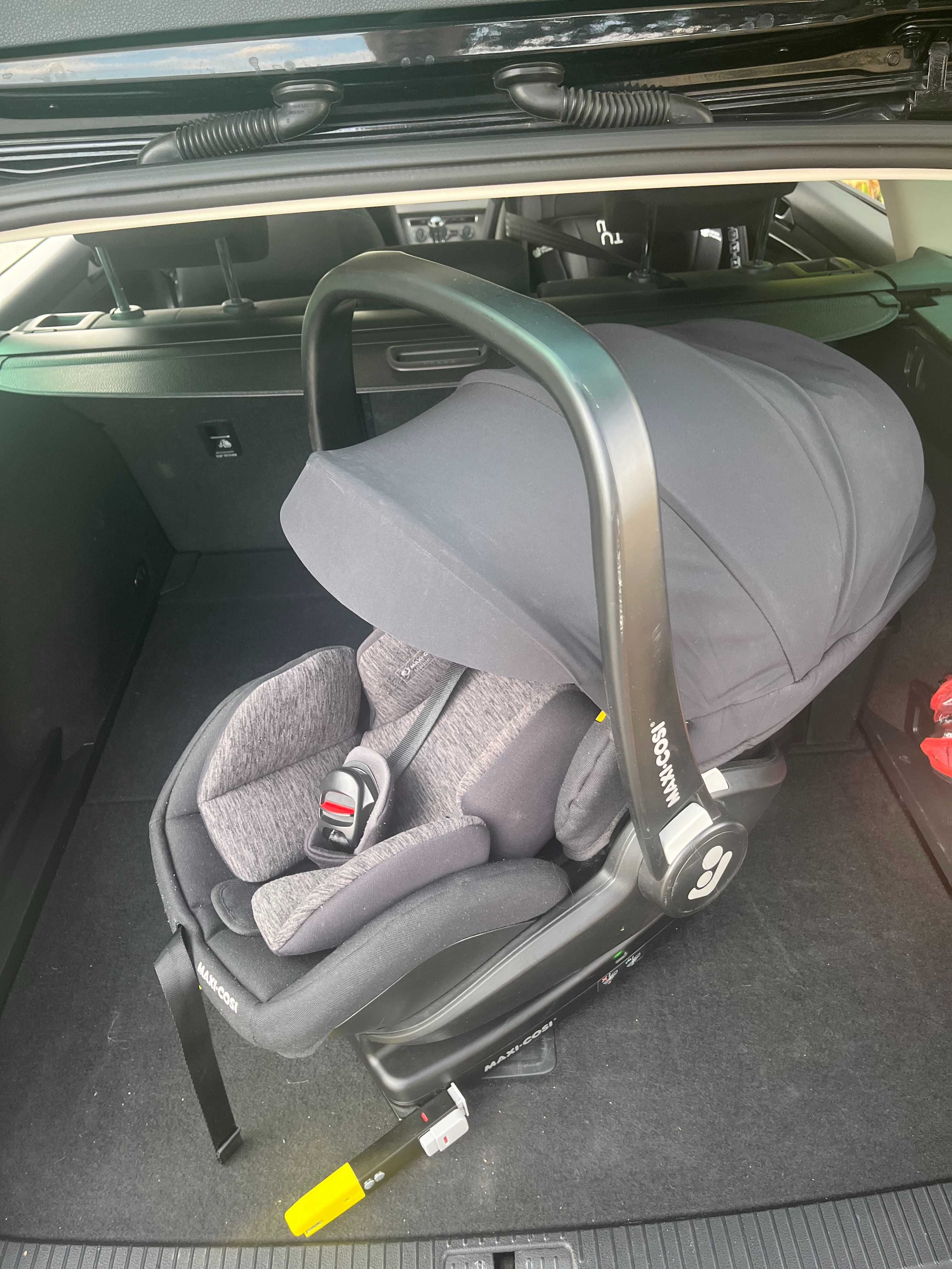 Детско столче за кола Maxi Cosi Marble - IsoFix с база