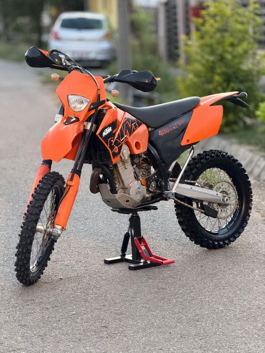 Vând KTM 400 EXC Enduro impecabil/Pornire buton/2400€neg!